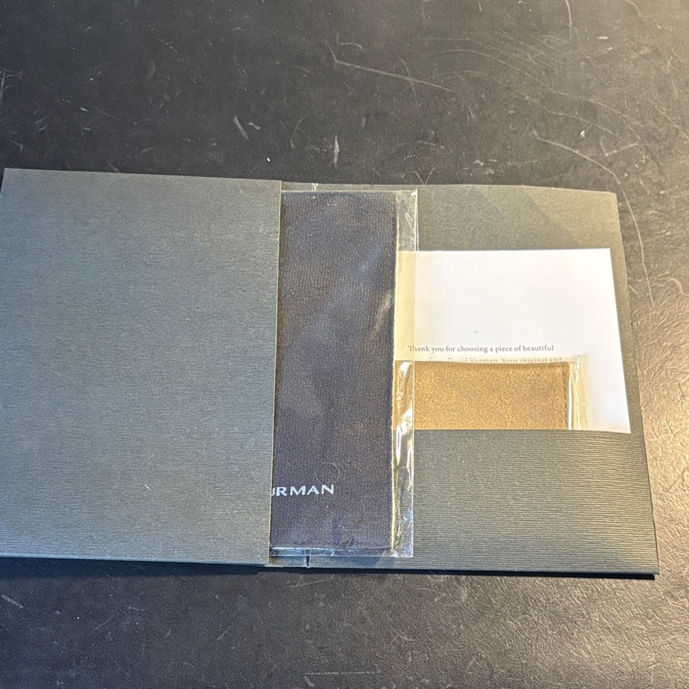 David Yurman Authenticity card, envelope, small jewelry pouch and cleaning cloth - Picture 6 of 8